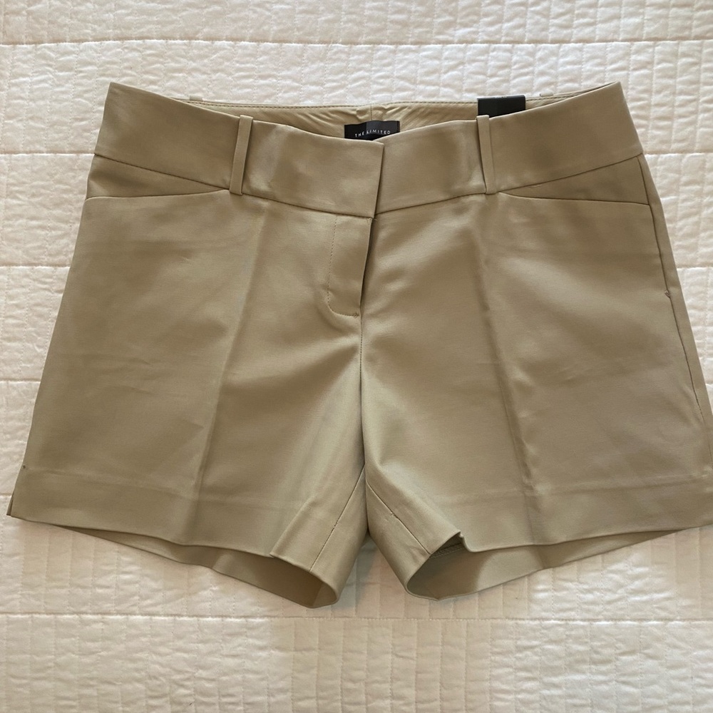 The Limited - Tailored Short / size 10